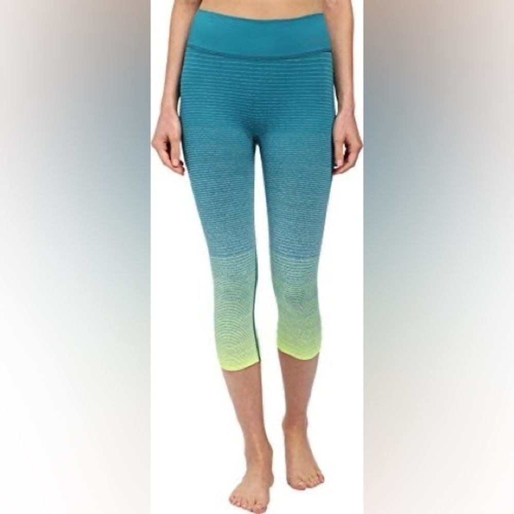 Brooks‎ Women Teal Green Ombre Striped Seamless Running Capri Leggings Small